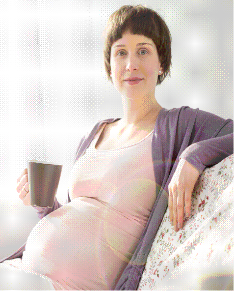 kobieta w ciąży - stock photo